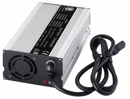 600W Li Ion Intelligent Battery Charger 14.8V 40A Lithium Ion